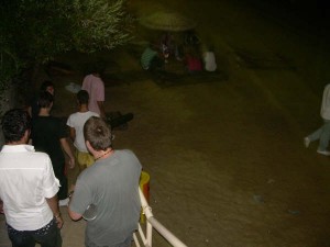 tayfa asıl sahne plajda